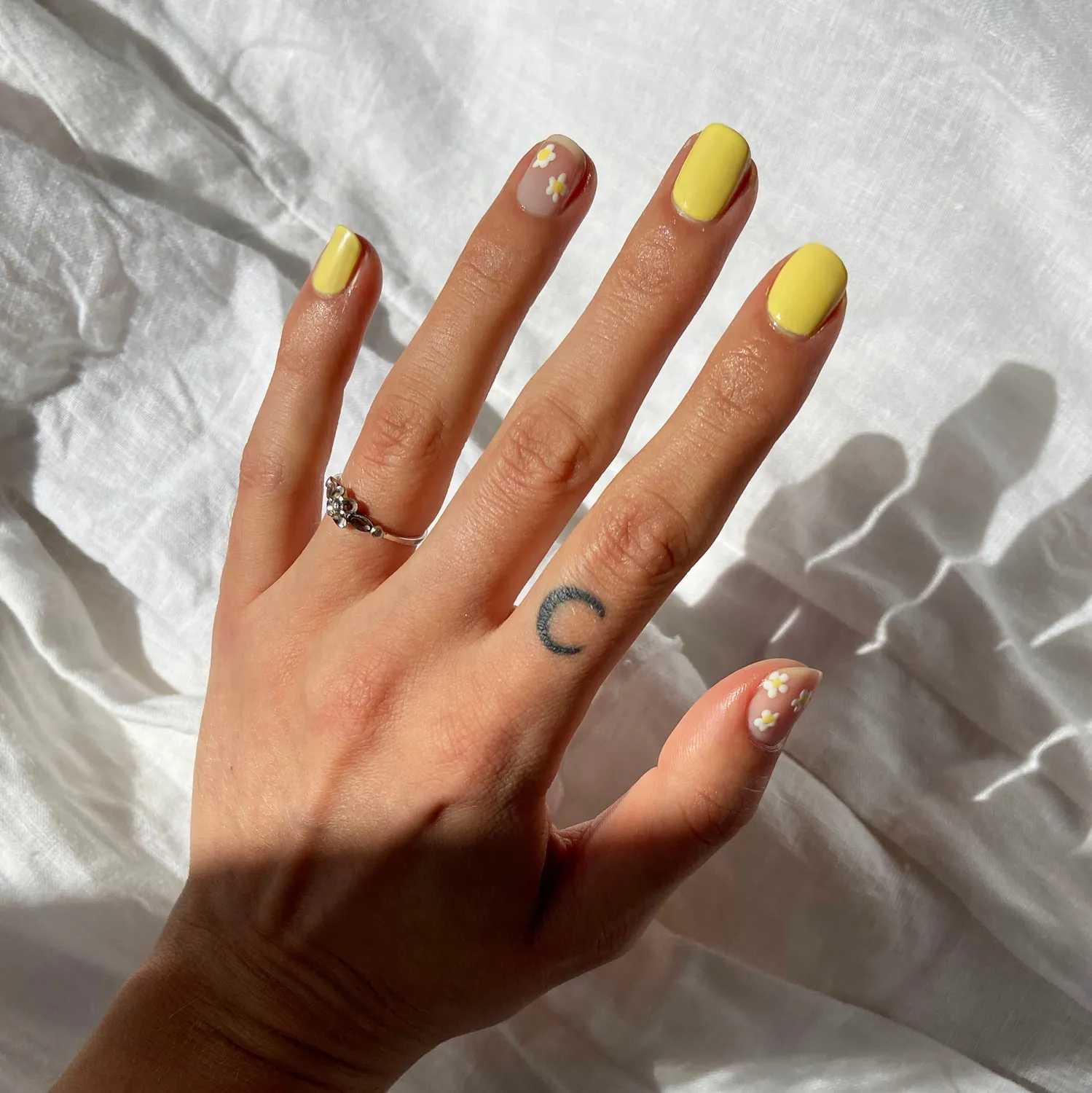 Le Mini Macaron Lemon Sorbet gellakk 8,5 ml pastellgul
