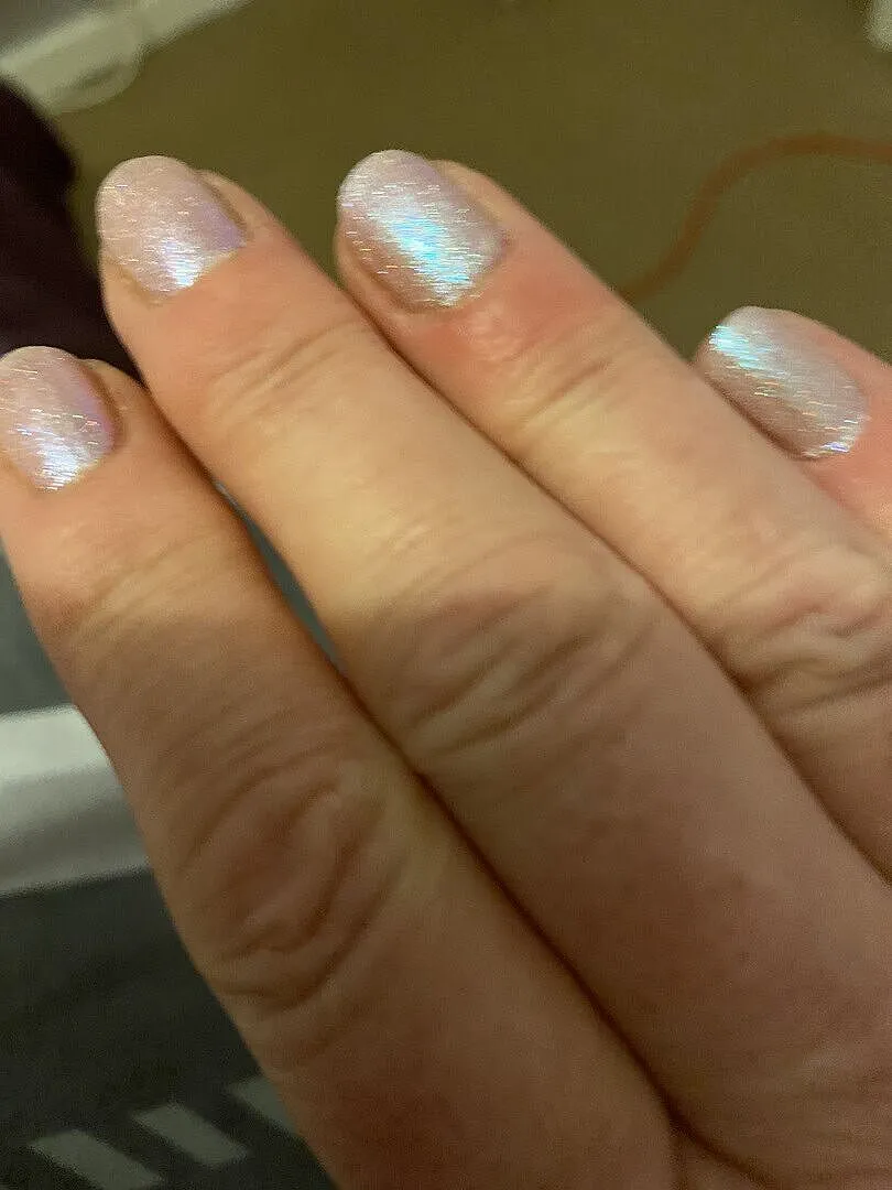 Nails Inc London Starring Me In Soho neglelakk rosa metallic
