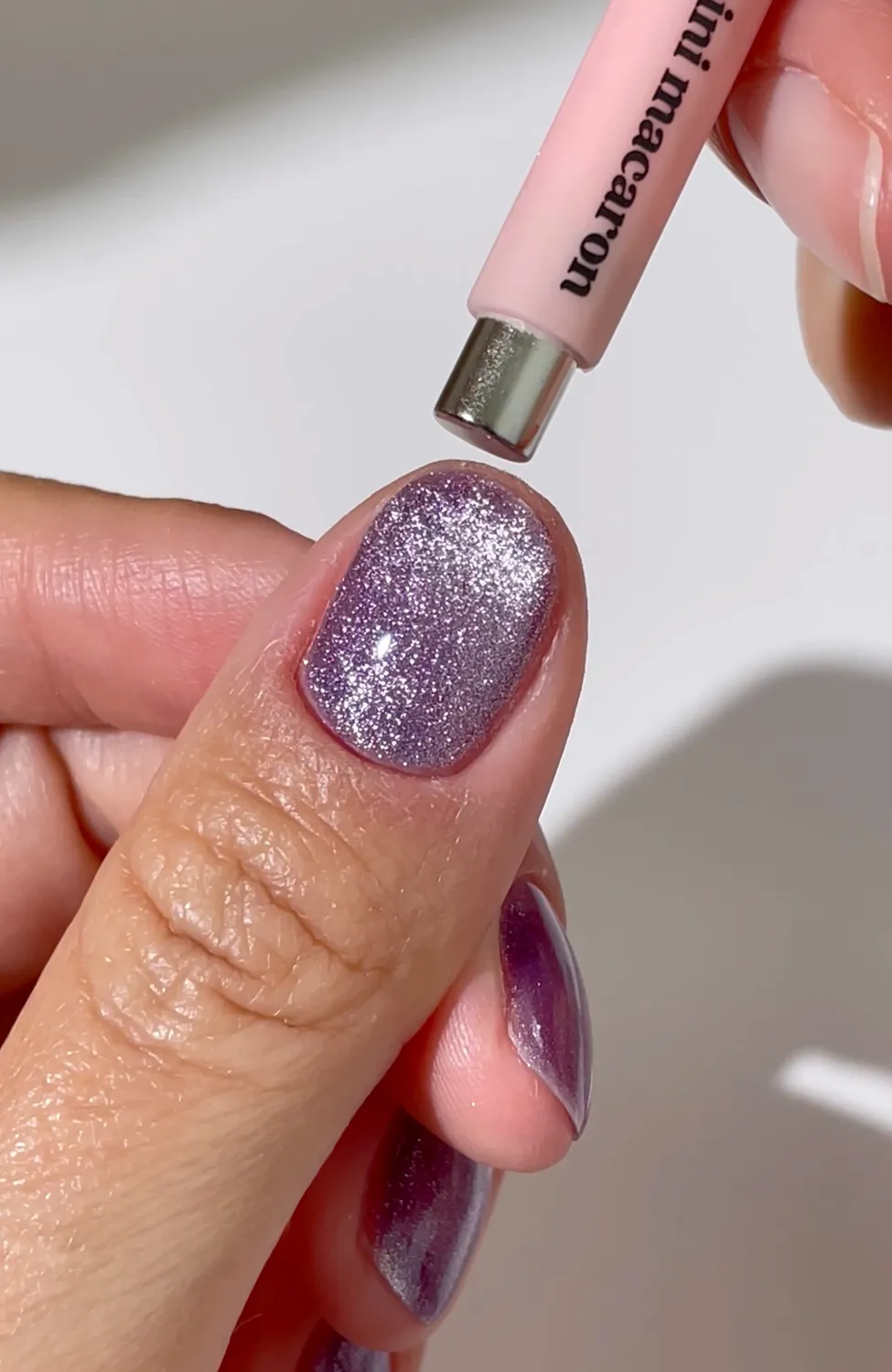 Le Mini Macaron Lavender Haze gellakk cat eye 8,5 ml lilla