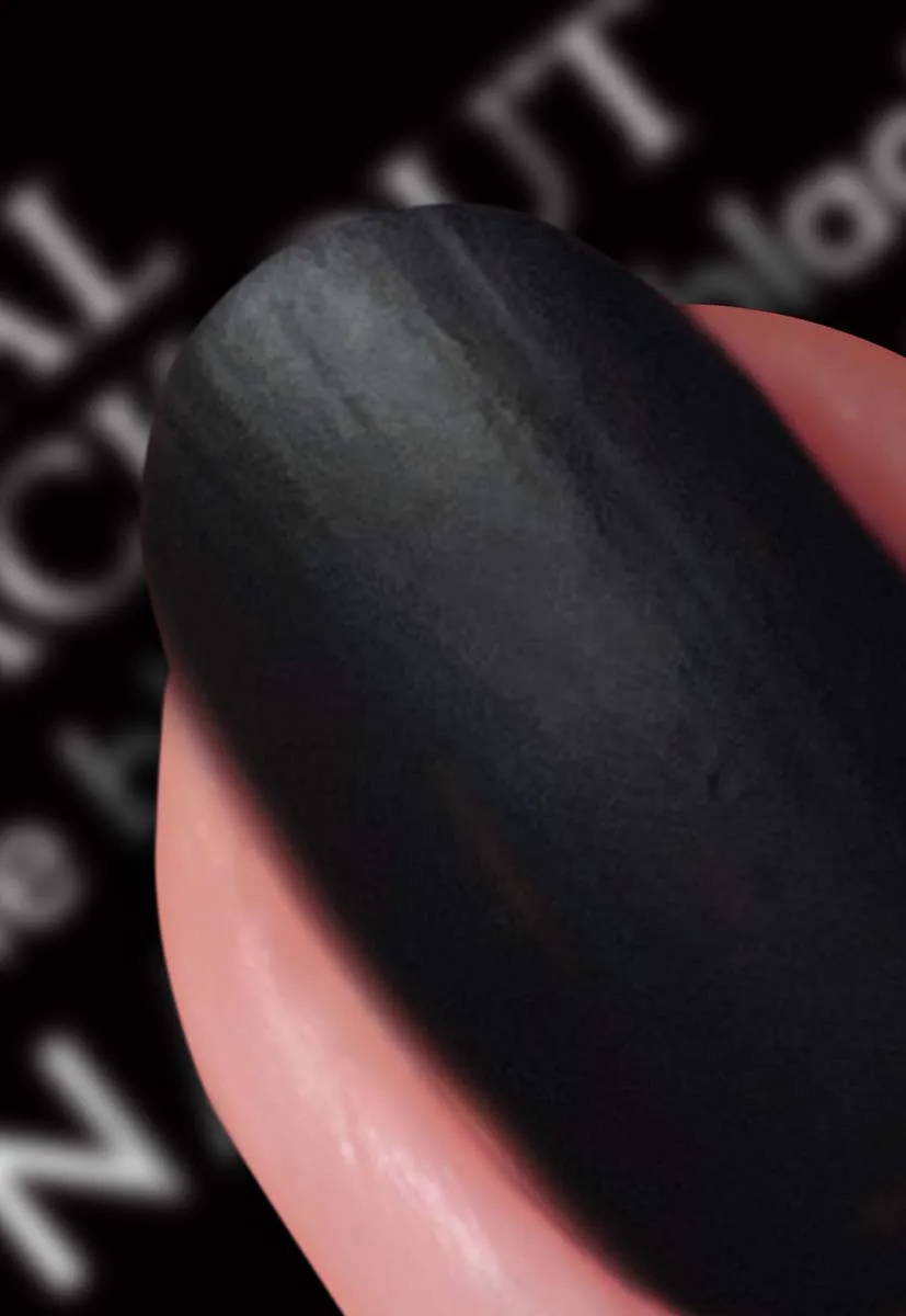 Nails Inc Total Blackout neglelakk svart matt