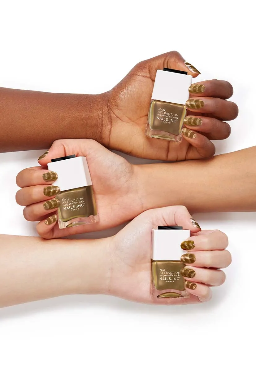 Nails Inc I'm In Charge neglelakk gull magneteffekt