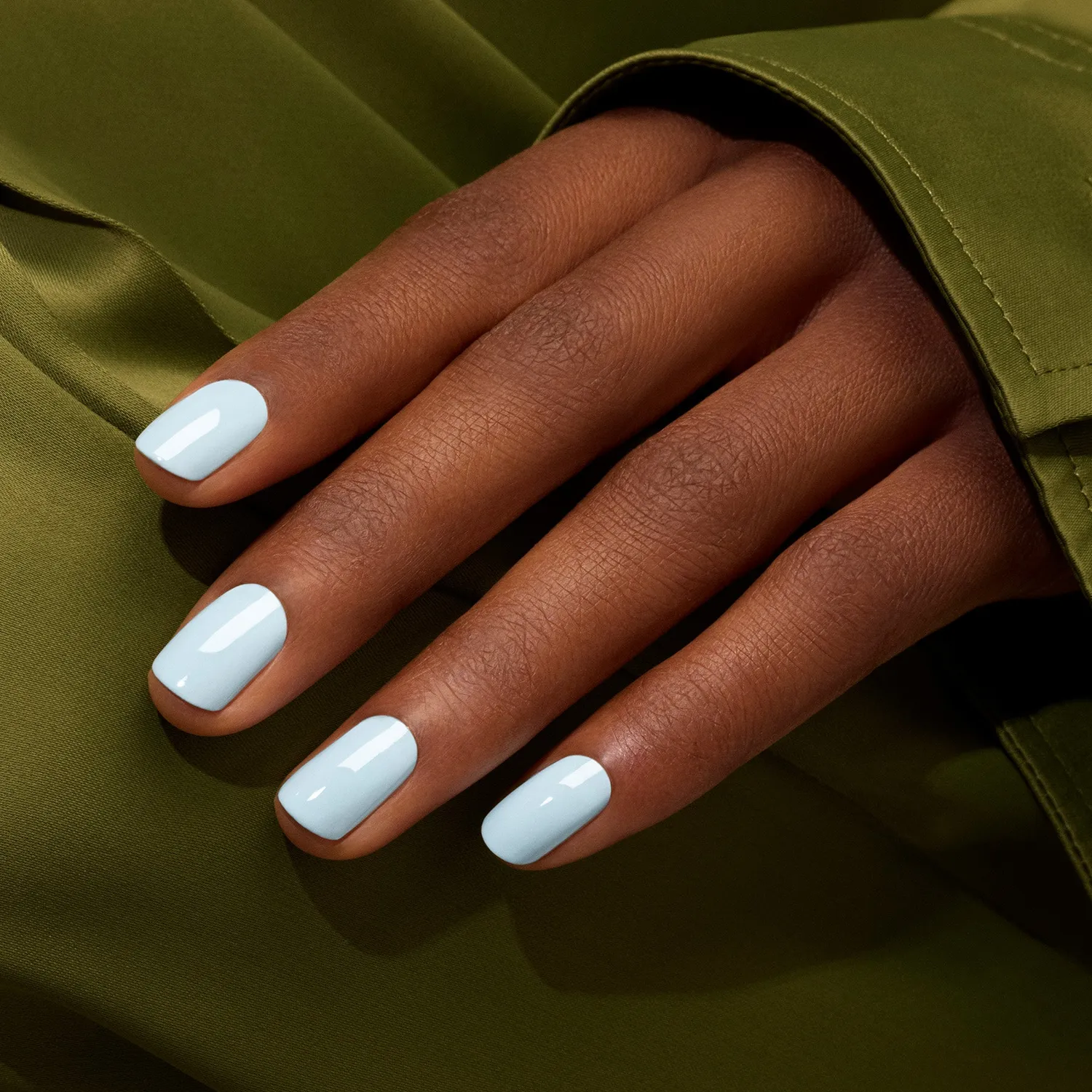 Manucurist Green neglelakk Light Blue pastellblå