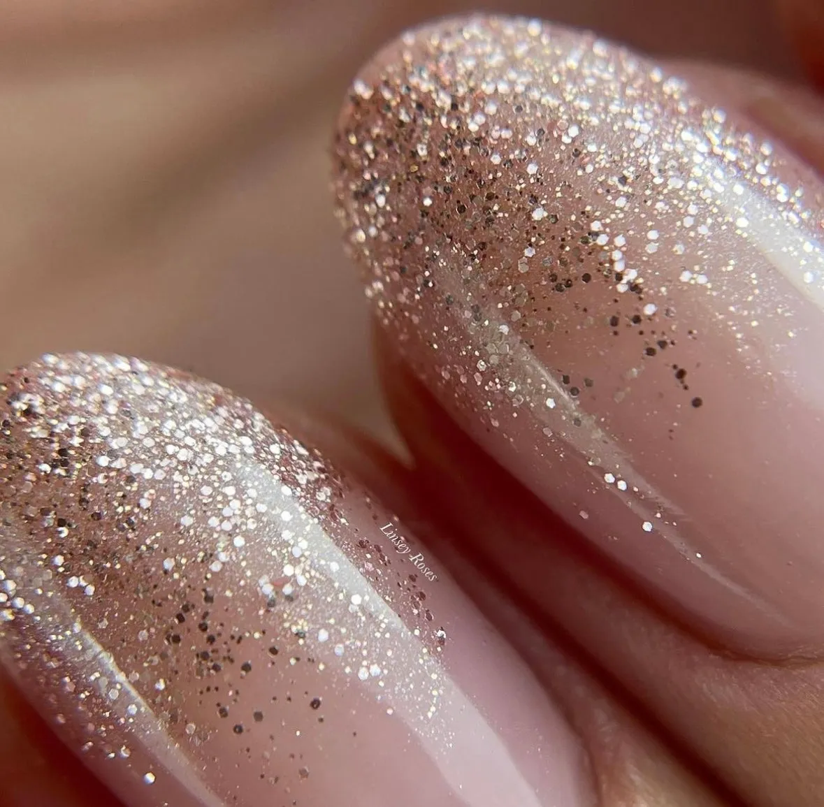 Light Elegance Pints & Quartz glitter gel 10 ml nøytral gull