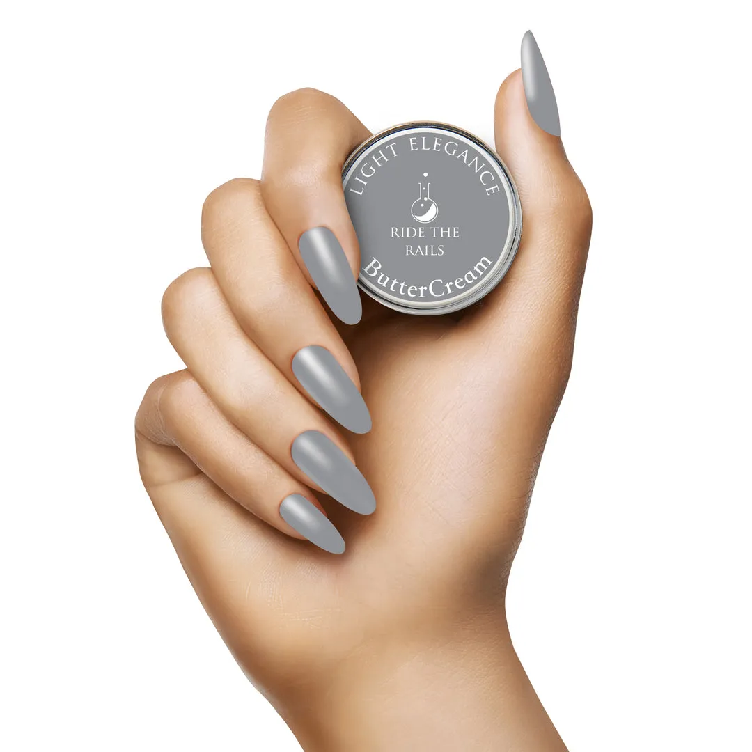Light Elegance ButterCream Ride the Rails fargegel 5 ml grå