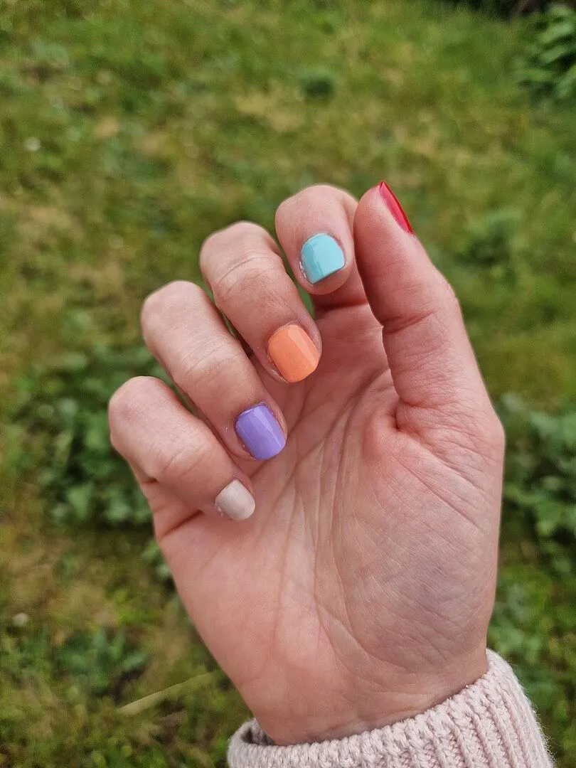 Manucurist Green Tangerine neglelakk lys neonoransje
