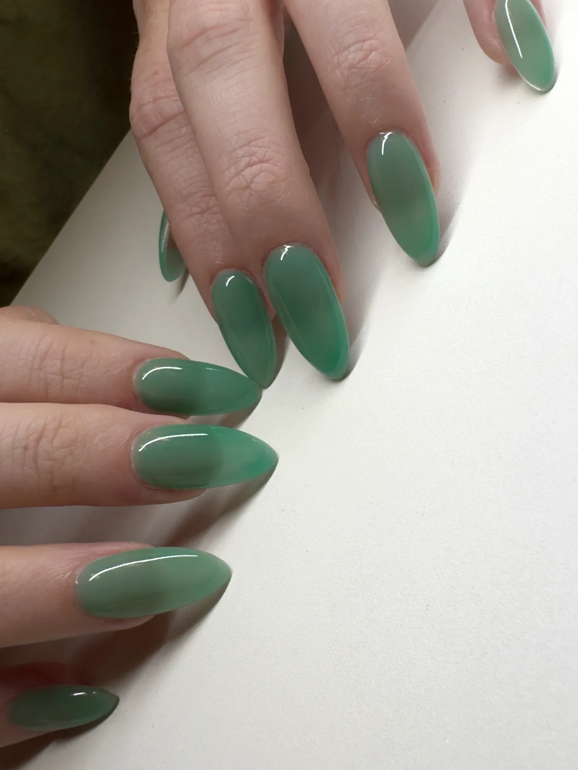 Light Elegance P+ Emerald Jelly gellakk 10 ml smaragdgrønn