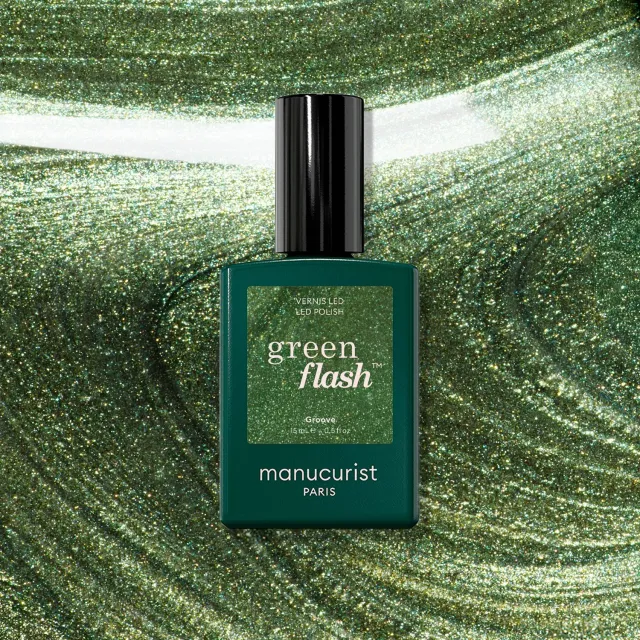 Manucurist Green Flash Groove gelelakk metallisk grønn